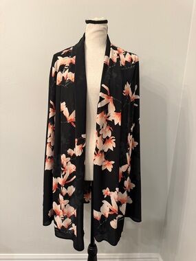 Babaton Aritzia Floral Open Front Cardigan Large Black Kimono Jacket Pockets